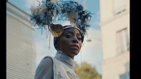 Never Look At The Sun (Francia - Congo) Autor Baloji