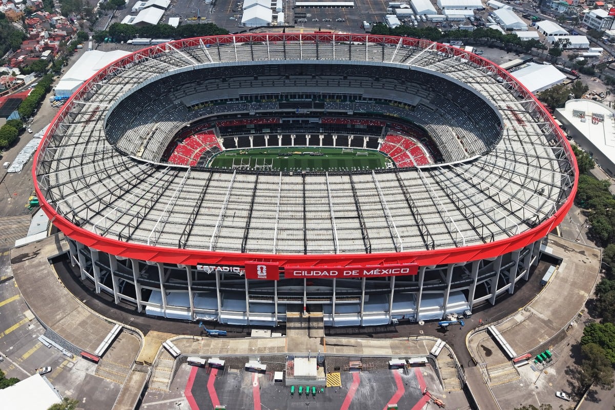 Vista general del interior del Estadio Azteca de la Ciudad de México, previo a la inauguración del Mundial 2026.