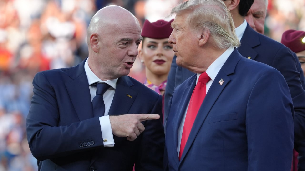 Gianni Infantino y Donald Trump en la premiación del Mundial 2026.