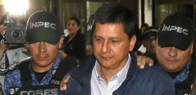 Al momento de su detención, el fiscal General, Francisco Barbosa detalló que “el coronel González del Río, en atención a su experiencia como comando, prestaba entrenamiento logístico y militar en terreno a los integrantes de La Cordillera.