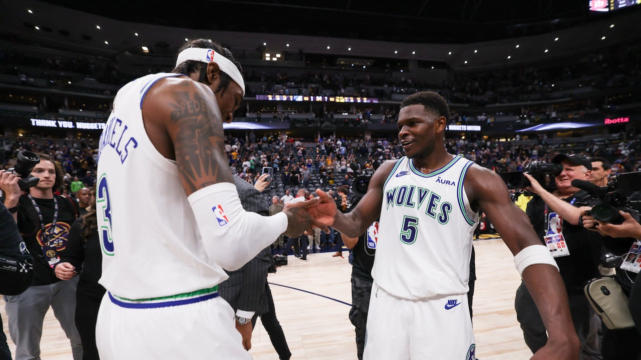 Minnesota tumba a los campeones Nuggets