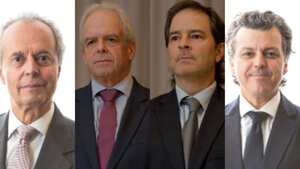 1. Jaime Alberto Palacio Botero (Junta de Nutresa) 2. Luis Javier Zuluaga Palacio (Junta Sura) 3. Sebastián Orejuela Martínez (Junta Sura) 4. Juan Constantino Martínez (Junta Nutresa) - Foto: Fotos: Cortesía Grupo Sura y Nutresa Collage: SEMANA