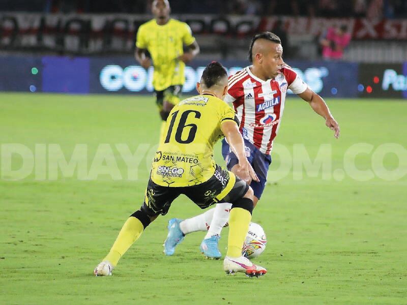Vladimir Hernández fue elegido figura de la cancha contra Alianza Petrolera