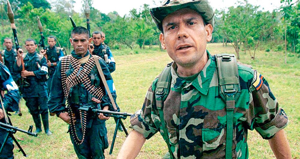 Hubo alianzas con los paramilitares comandados por Carlos Castaño.