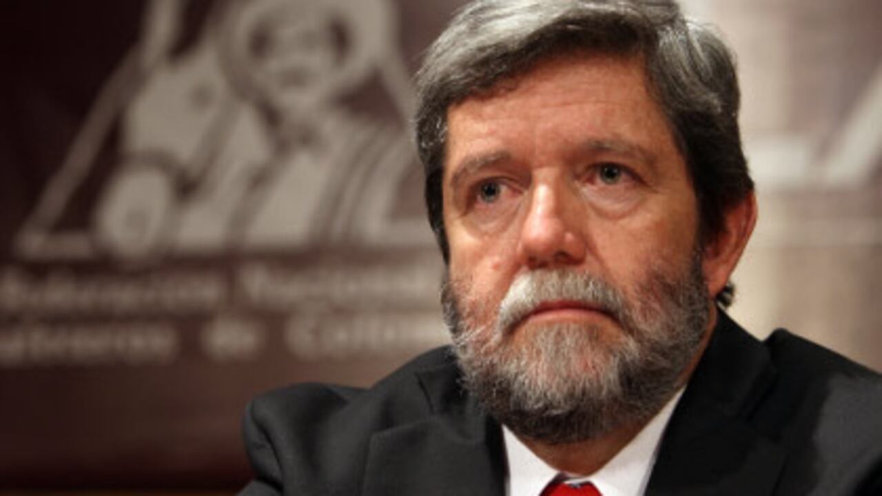 Luis Genaro Muñoz, el nuevo gerente de la Federación Nacional de Cafeteros, es payanés. Se le conoce como un hombre reservado, de pocos amigos y gran conciliador