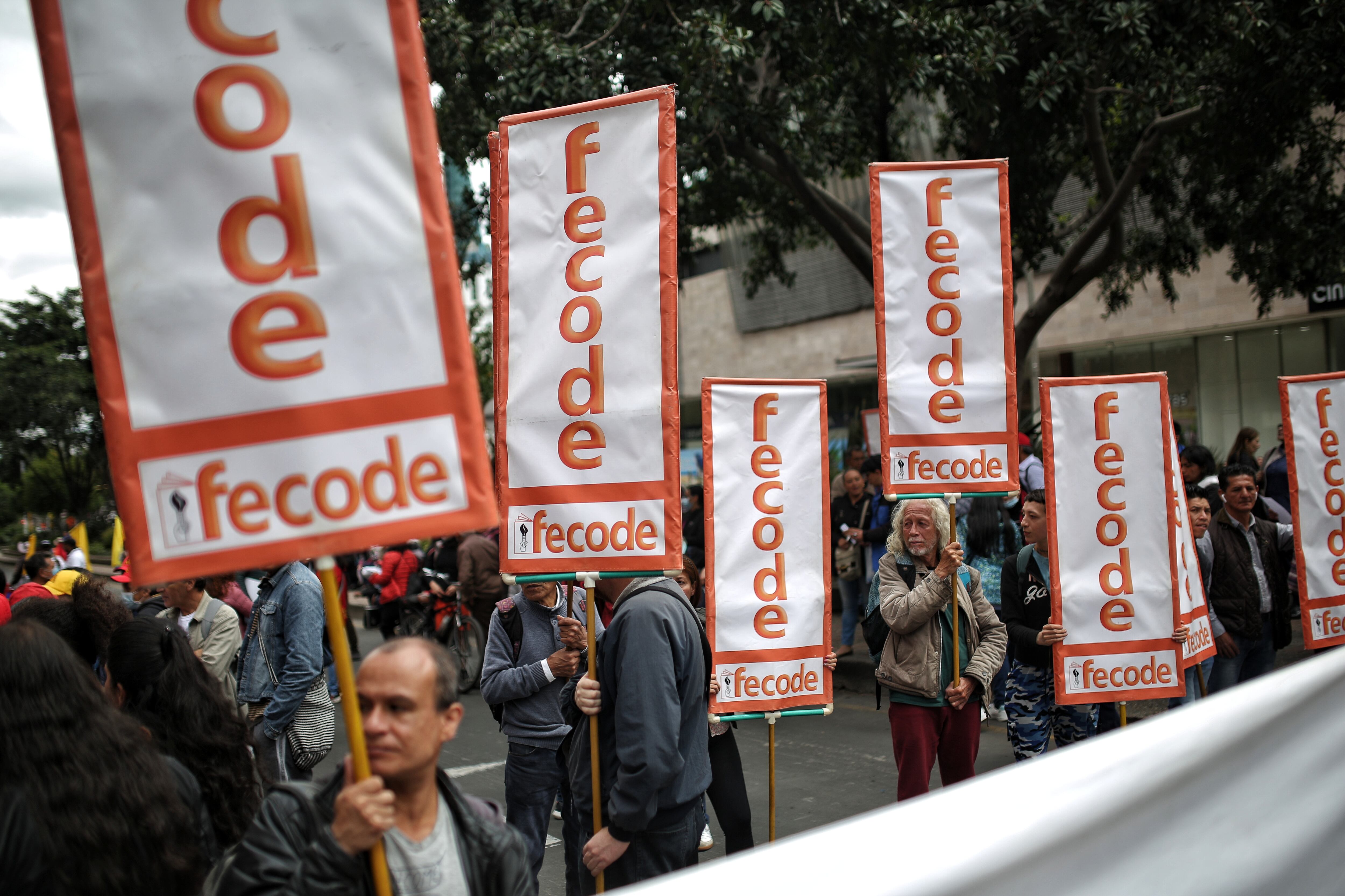 FECODE, MAESTROS, PLANTÓN