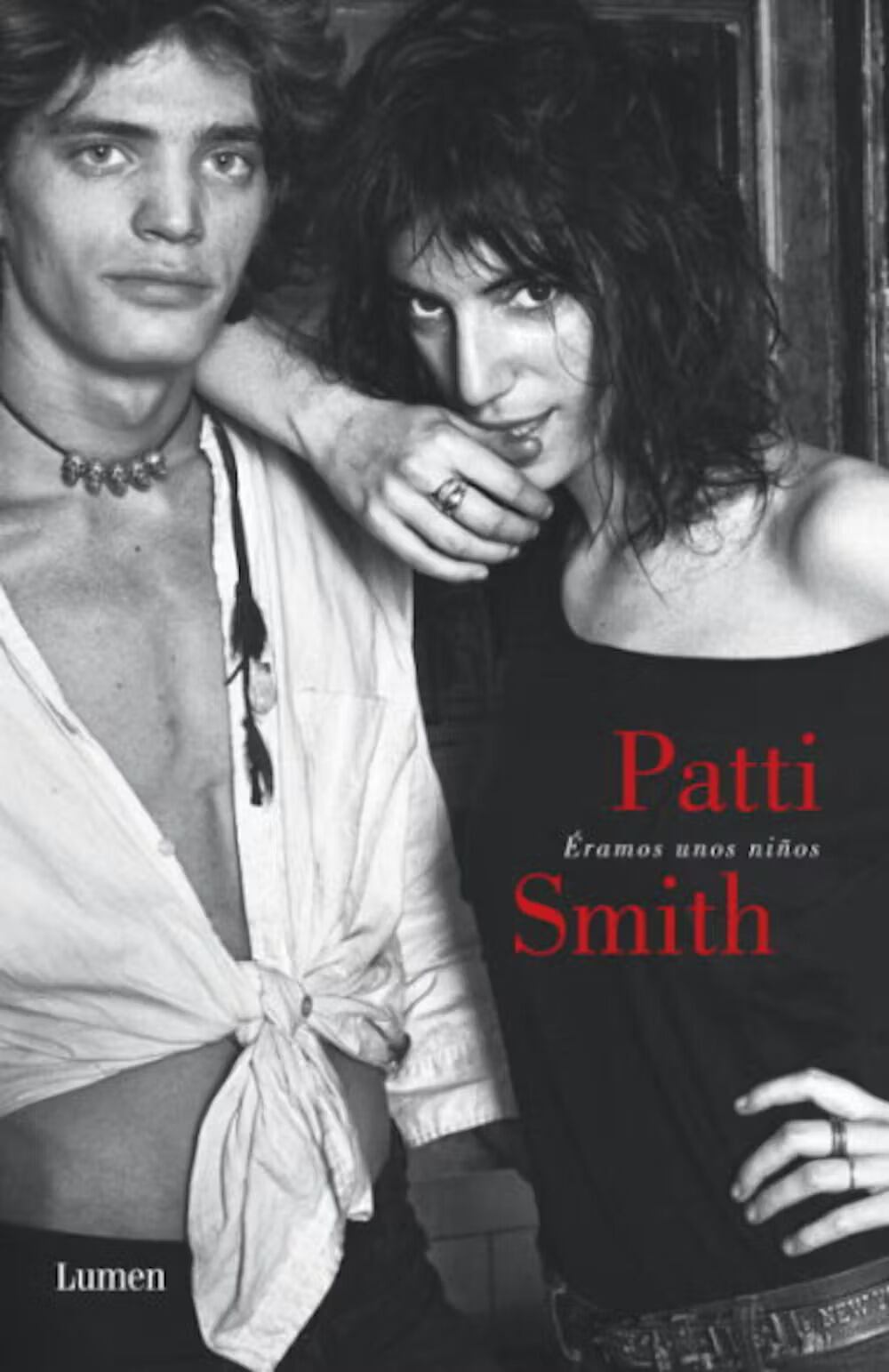 Portada de Éramos unos niños, primer libro autobiográfico de Patti Smith. Penguin Libros