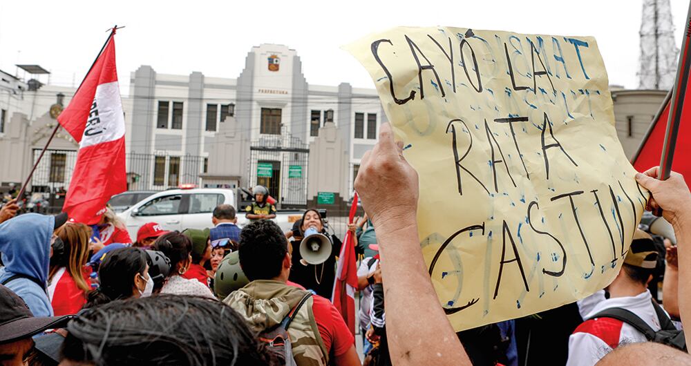    Después de su fallido intento de salir del país, Pedro Castillo enfrenta un duro panorama contra la justicia si no se le concede el asilo político.