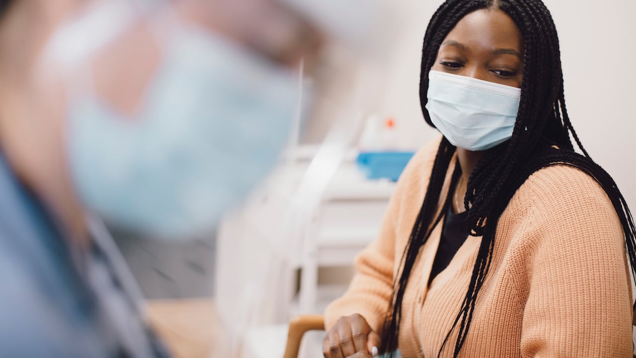 Por la variante BQ.1, Brasil se encuentra en una situación de aumento de contagios y muertes por coronavirus.