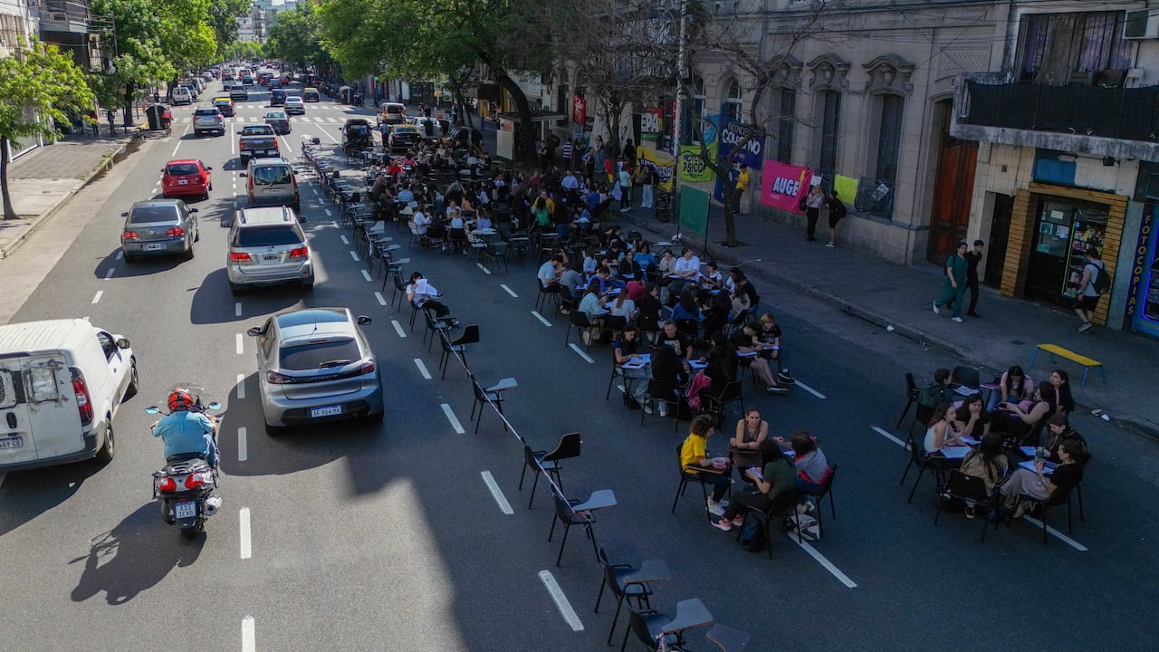 Protestas en Argentina contra el gobierno de Milei