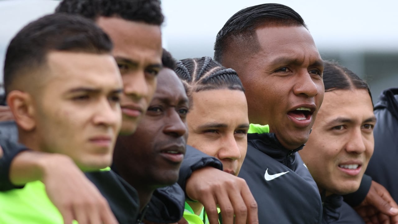 Banquillo de suplentes de Atlético Nacional en el partido ante Fortaleza por la Liga BetPlay.