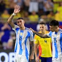 Ángel Di María, de Argentina, llora mientras abandona el campo durante el partido de la final de la CONMEBOL Copa América 2024 entre Argentina y Colombia en el Hard Rock Stadium el 14 de julio de 2024 en Miami Gardens, Florida.