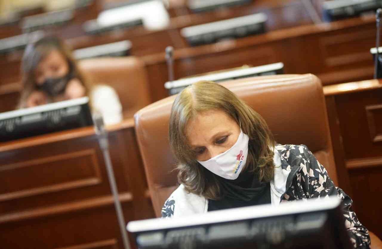 Ángela María Robledo asiste por primera vez al Congreso luego de recuperar su curul/ Foto: Cámara de Representantes