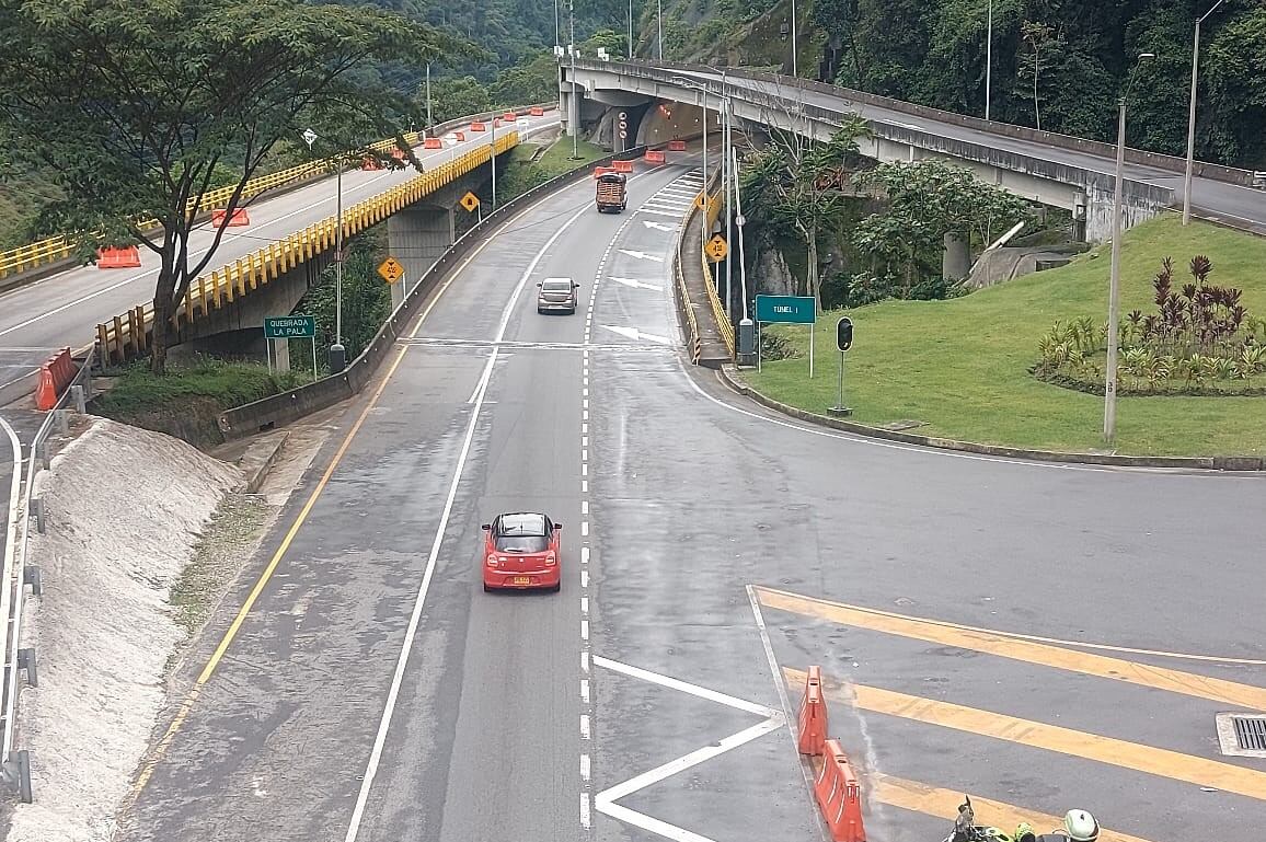 Reversible en la vía al llano.