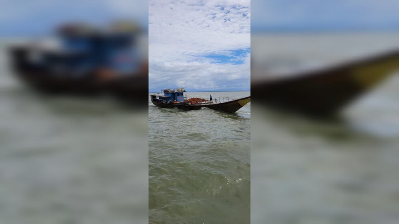 La motonave fue llevada a puerto seguro en el Muelle de Pesca Maderas del Patía.