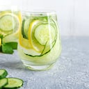 La infusión puede ser tomada en cualquier horas del día, pero es recomendable hacerlo en ayunas ´para aprovechar al máximo sus beneficios.