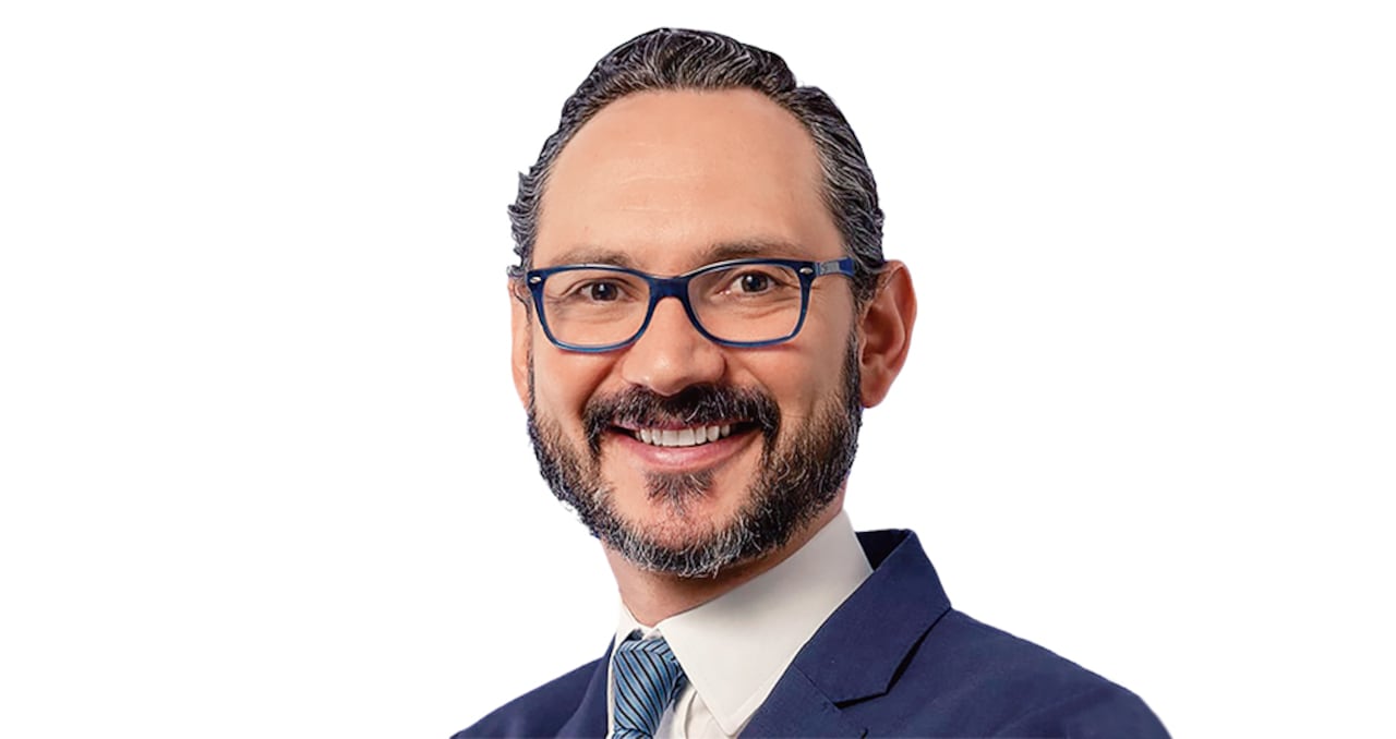 Esteban GarcíaHolland & Knight