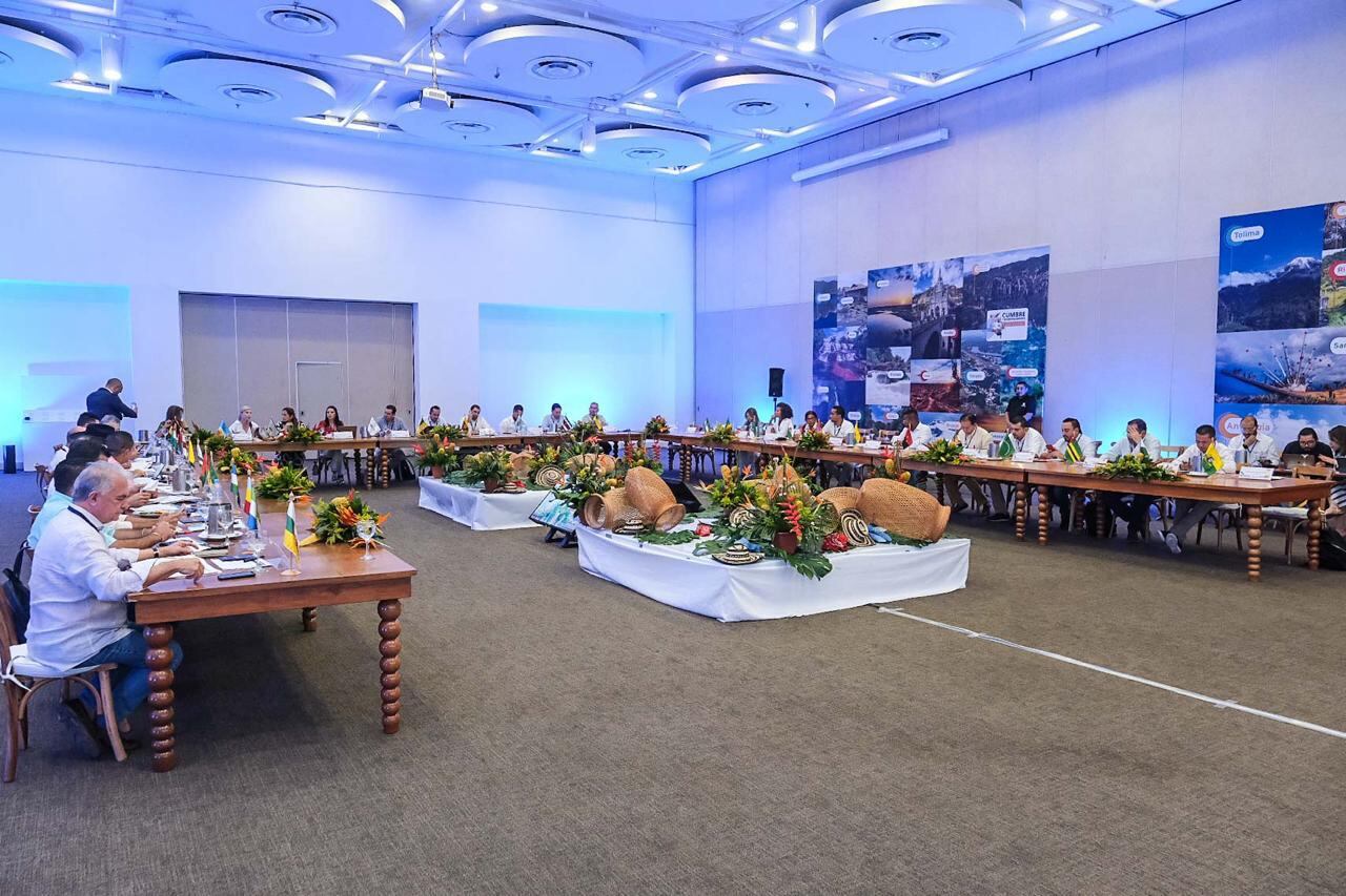 La ‘Cumbre de Gobernadores, construyendo el desarrollo desde las regiones’ se llevó a cabo en la ciudad de Cartagena.