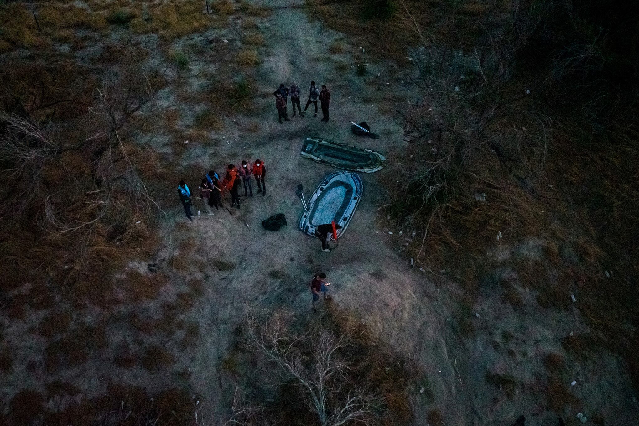 En imágenes : Solicitantes de asilo cruzan Río Grande hacia EE. UU.