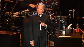 Fotografía de Julio Iglesias durante su concierto del 6 de diciembre de 2019, en Duluth, Georgia.