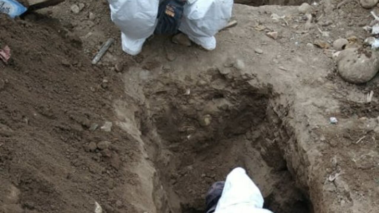 Encuentran 26 restos en fosa común al sur de Bogotá