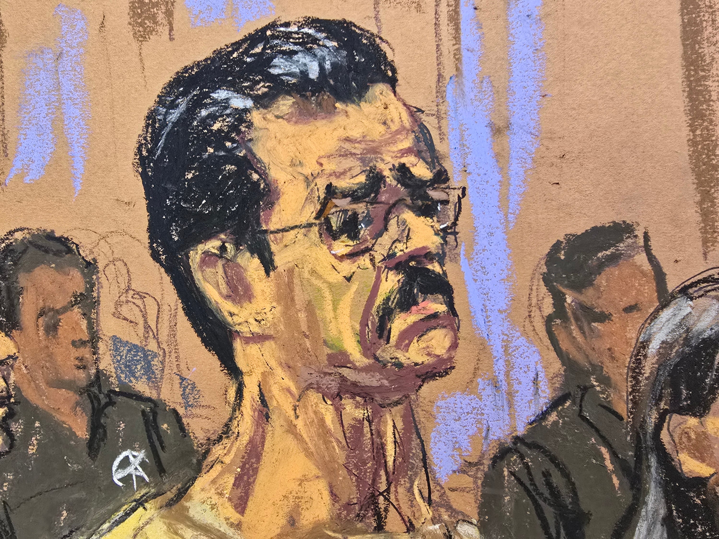 En este dibujo de la sala del tribunal, el expresidente venezolano Nicolás Maduro asiste a una audiencia preliminar en un caso de narcotráfico.