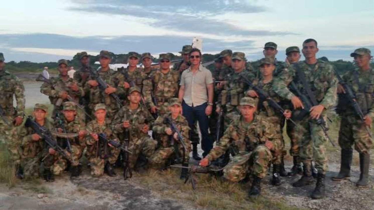 Tom Cruise, estuvo de visita en el Batallón de Infantería de Selva N. 50 ‘General Luís Acevedo en el corregimiento de Araracuara.