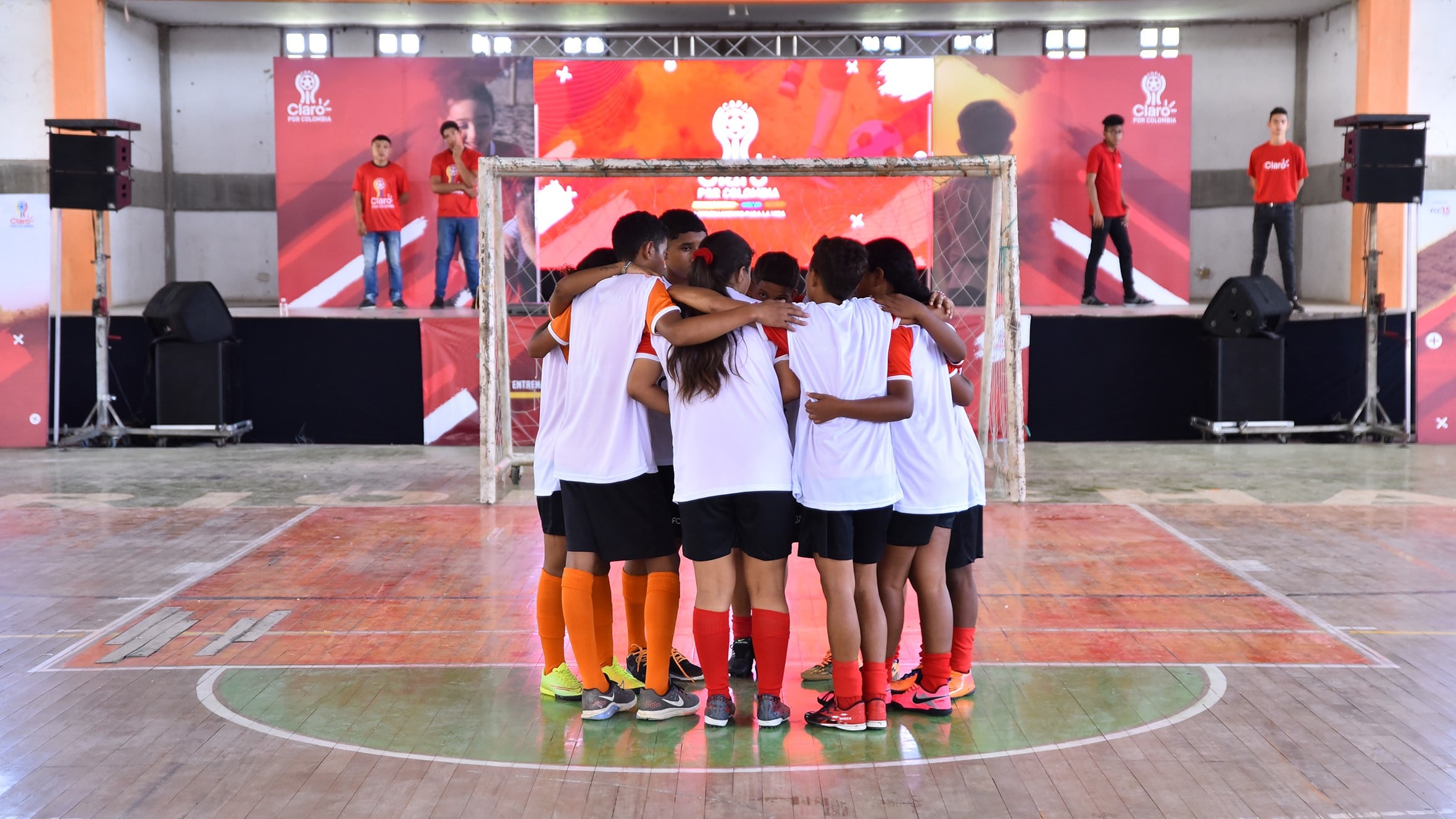 La Copa Claro por Colombia contará con la representación de los departamentos de Atlántico, Bolívar, Chocó, La Guajira, Antioquia, Risaralda, Quindío, Caldas, Cauca, Tolima, Casanare y Meta.