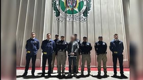 Policía de Colombia entrega a Chile a presunto integrante del Tren de Aragua.