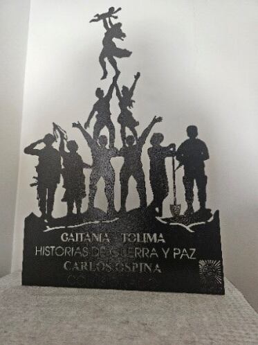 Replica Monumento Reconciliación y Paz