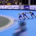 La organización decidió darle el triunfo al ecuatoriano luego de revisar el video