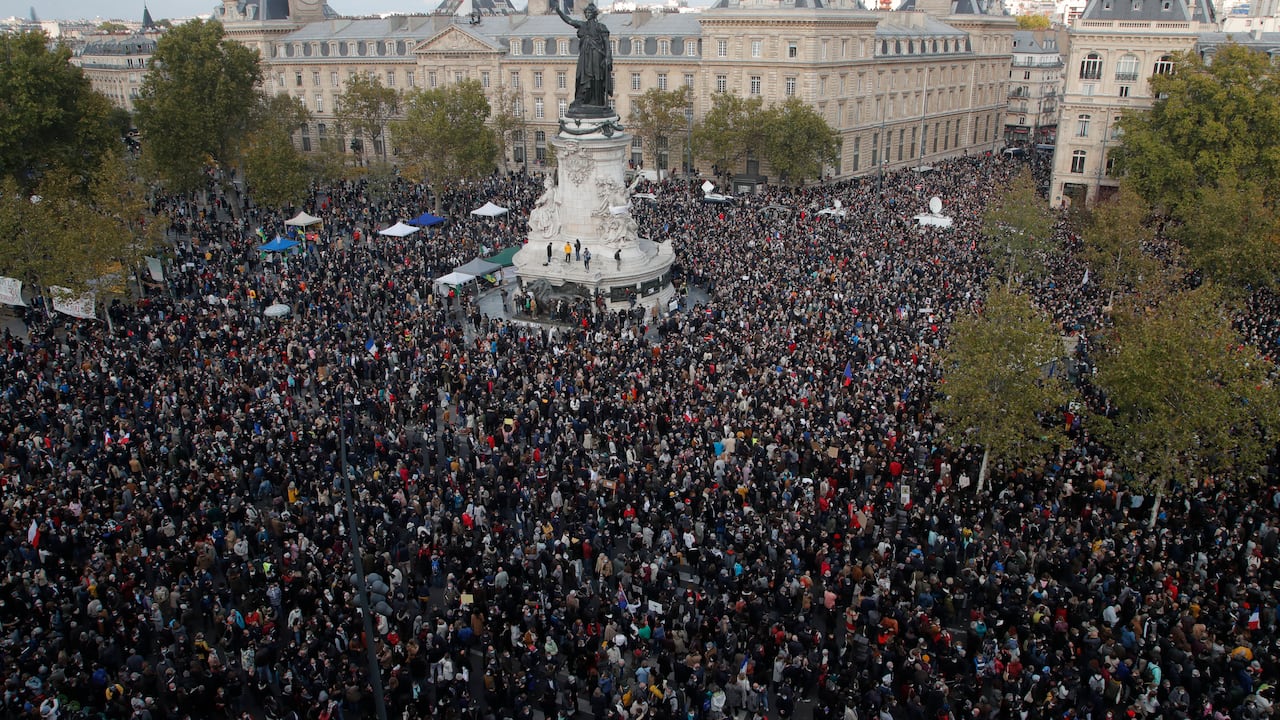 #JeSuisSamuel: las multitudinarias protestas en homenaje a profesor asesinado en Francia