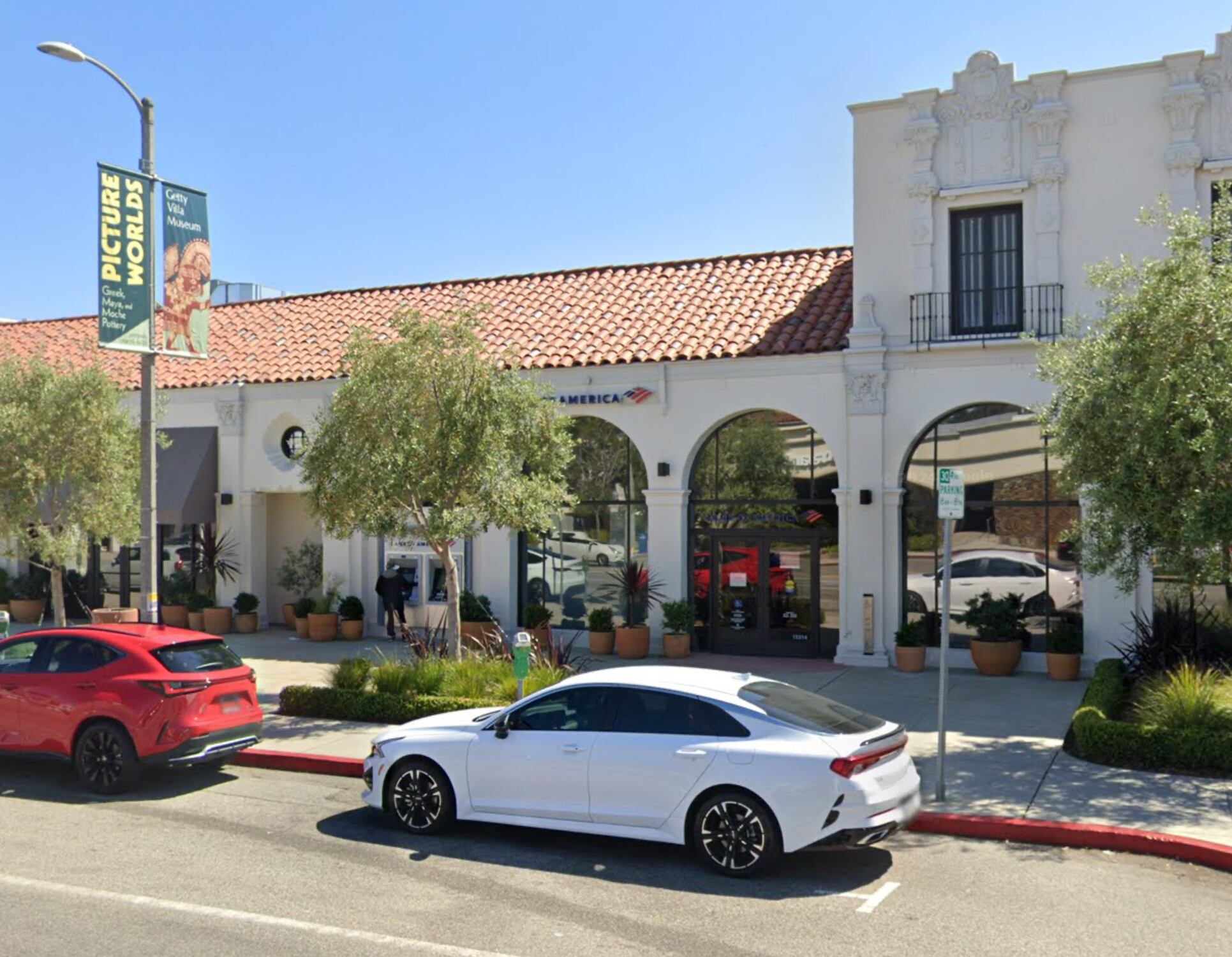 Bank of America Financial Center, 15314 Sunset Blvd, Pacific Palisades, CA 90272, Estados Unidos