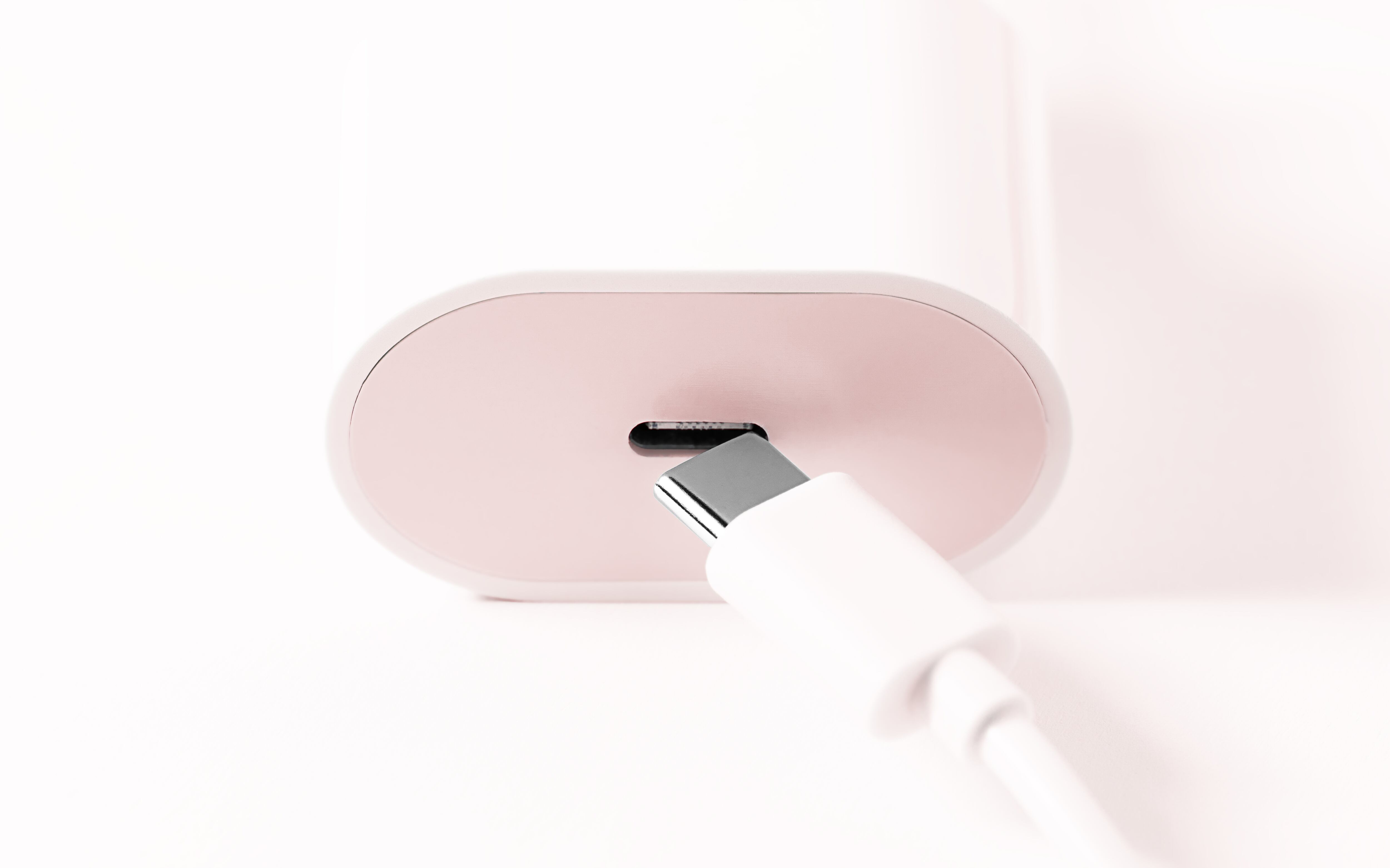 El uso de cargadores genéricos puede desgastar la batería del celular.