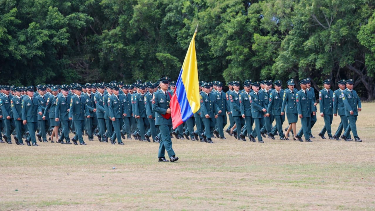 Suboficiales del Ejército llegan a zonas complejas de orden público.