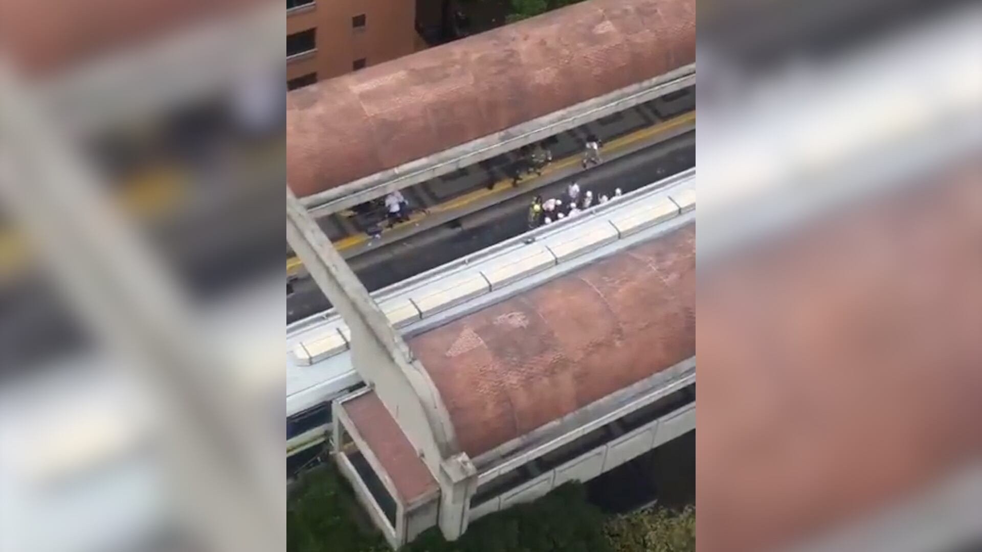 Captura de video suicidio metro de Medellin Daniela Rivera