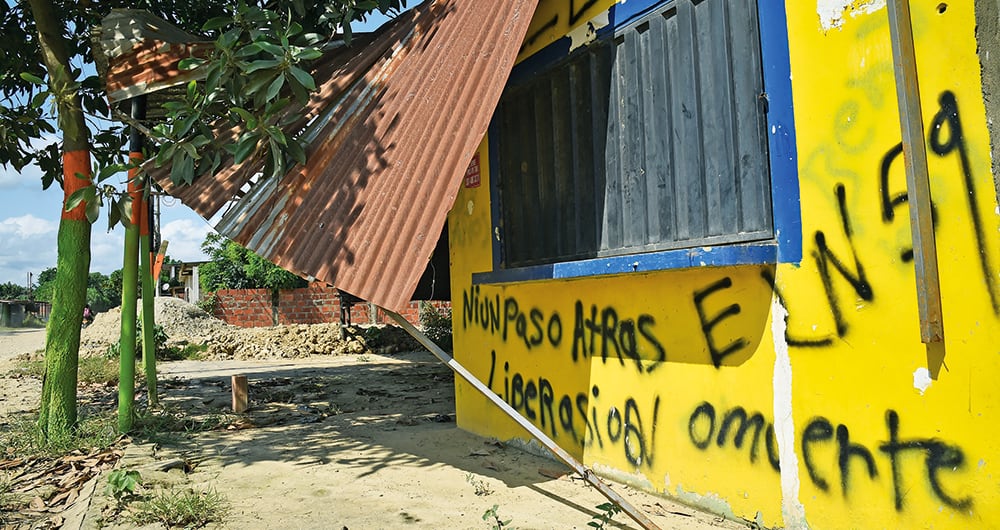La región del Catatumbo está sitiada por el ELN. Se habla de miles de centenares de personas desplazadas.