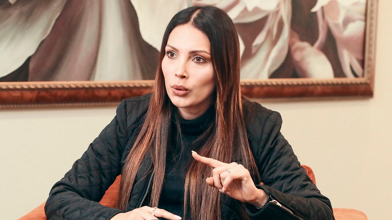 Melissa Escobar, expareja del polémico Andrés Escobar, concejal de Cali, lo denunció penalmente. En diálogo con SEMANA, contó su versión del novelón que están viviendo.