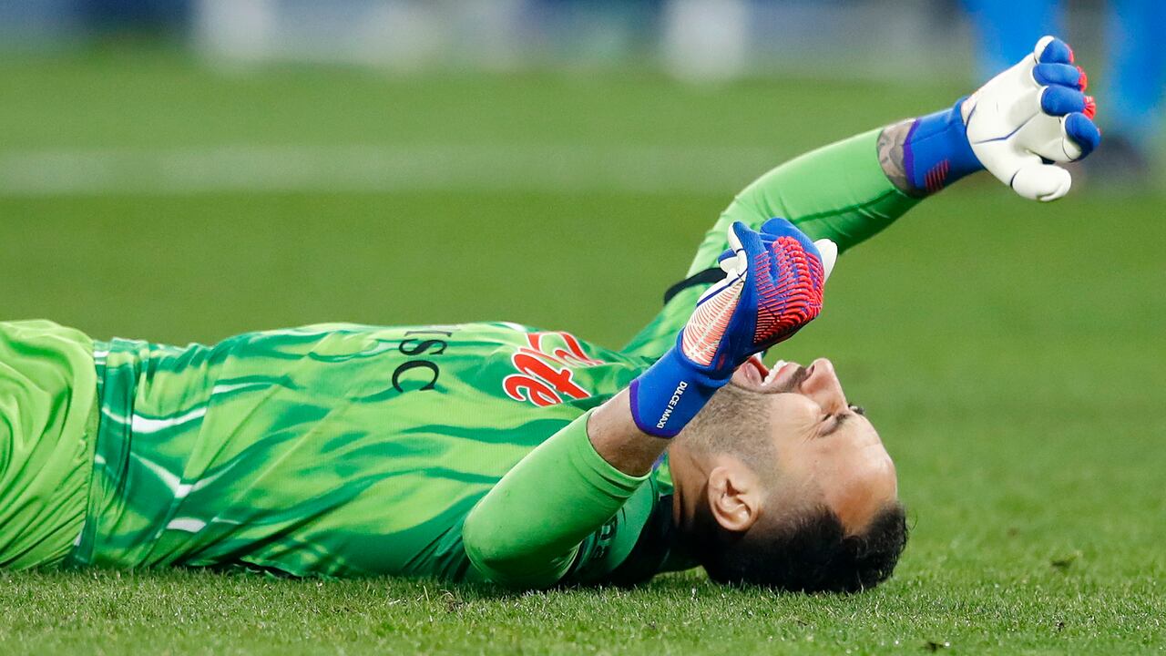 El colombiano fue titular en el juego del Nápoli ante Hellas Verona.