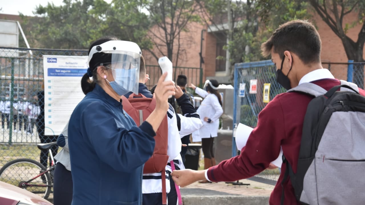 Regreso a clases con alternancia colegio distrital Bellavista
Foto Alexandra Ruiz / Semana