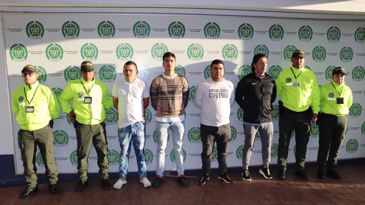 La Policía capturó en Colombia a cuatro hombre por delitos relacionados con narcotráfico.