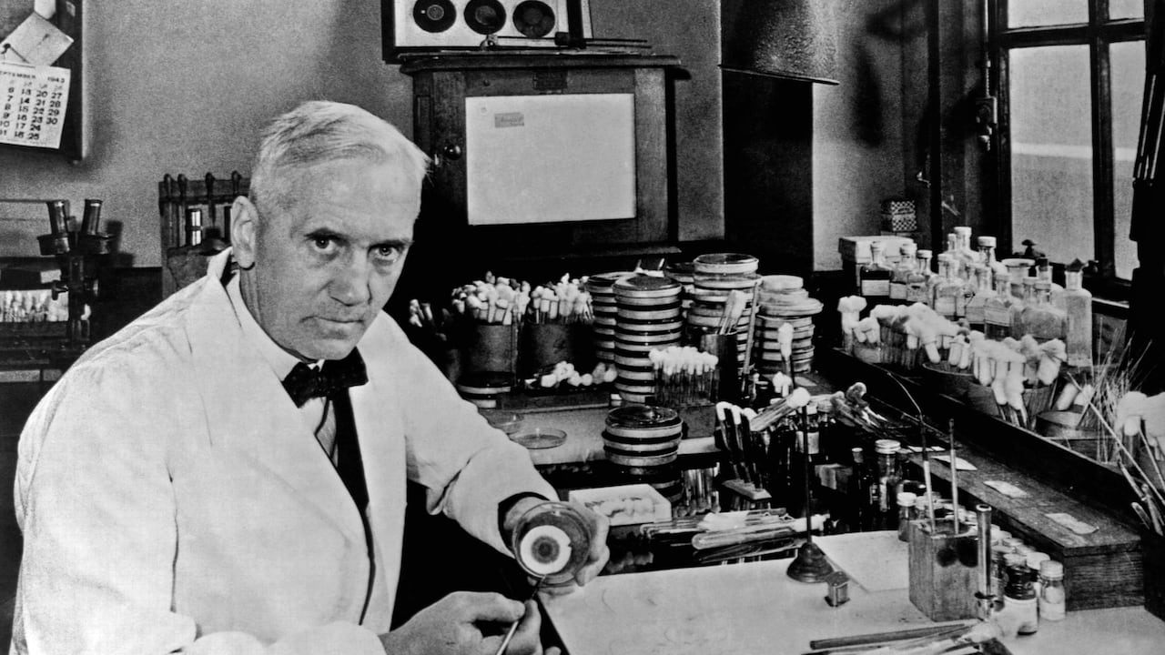 Sir Alexander Fleming.