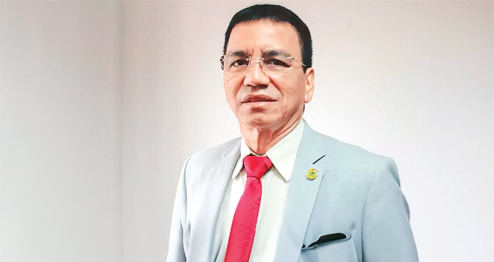 Domingo AyalaPresidente de Fecode