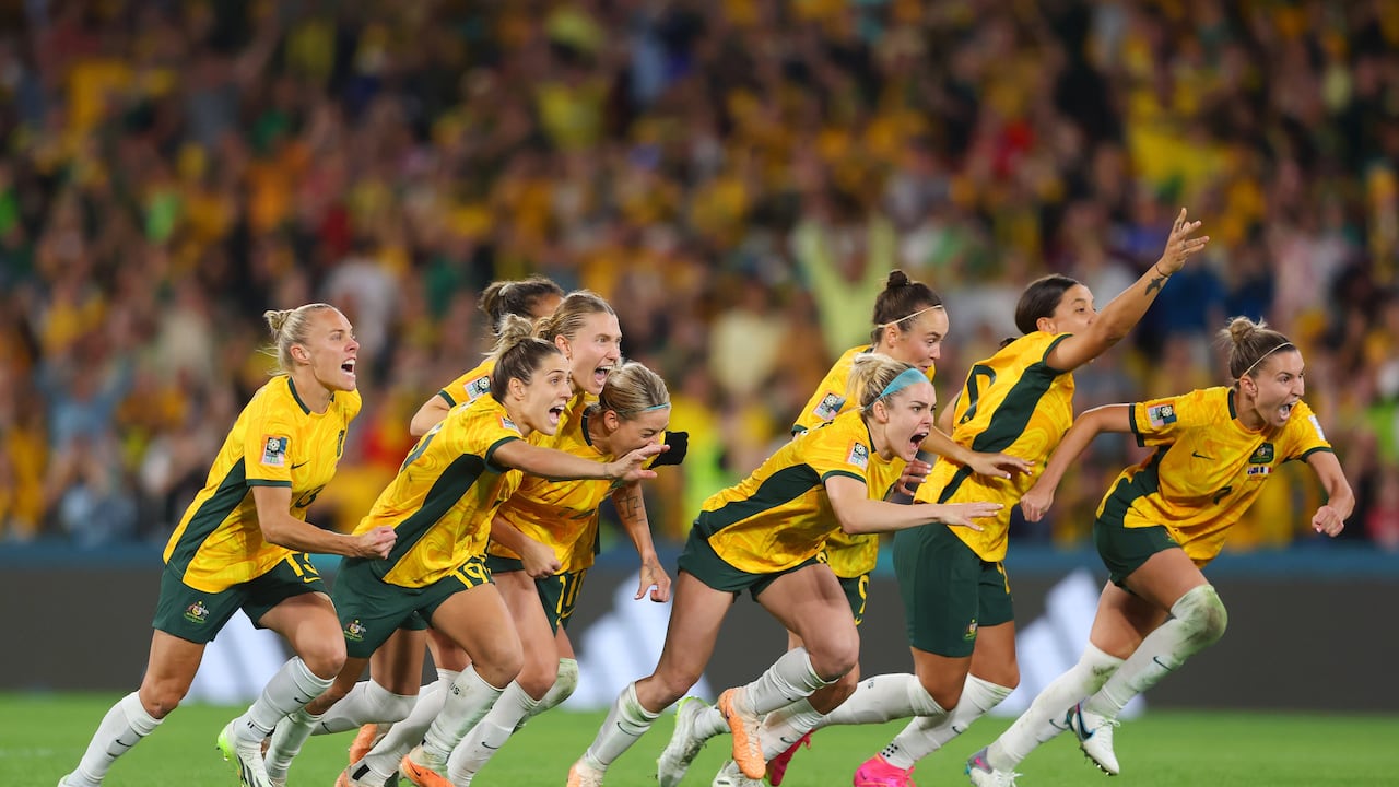 Australia celebra su clasificación a semifinales del Mundial Femenino.