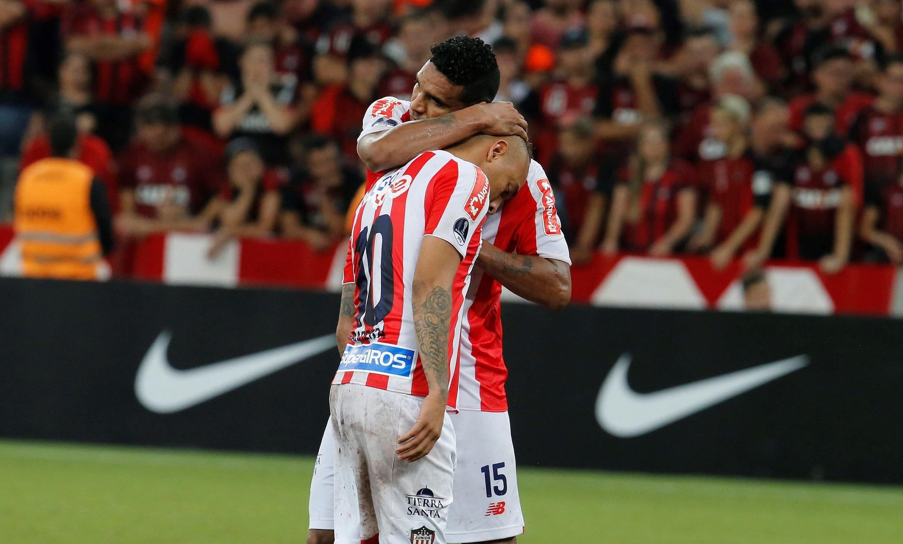 Jarlan Barrera ya había botado un penal definitivo