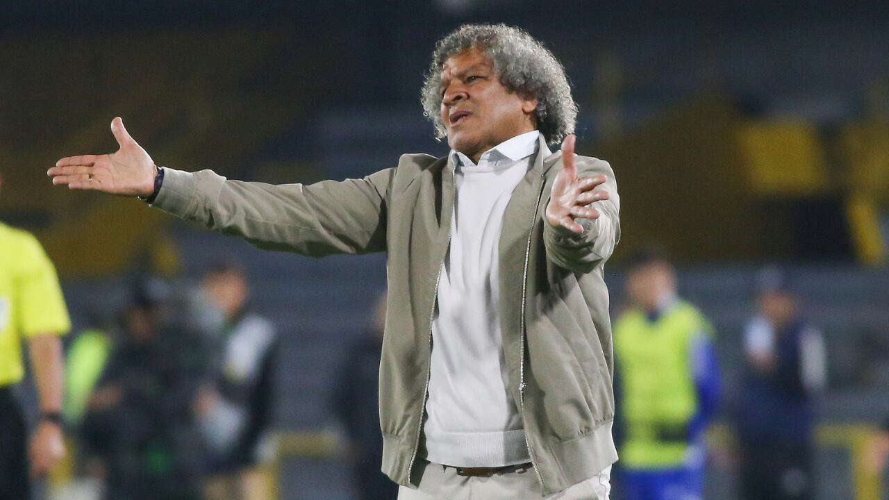 Alberto Gamero tendría lista su primera 'barrida' en Deportivo Cali. Arrancaría con un histórico.