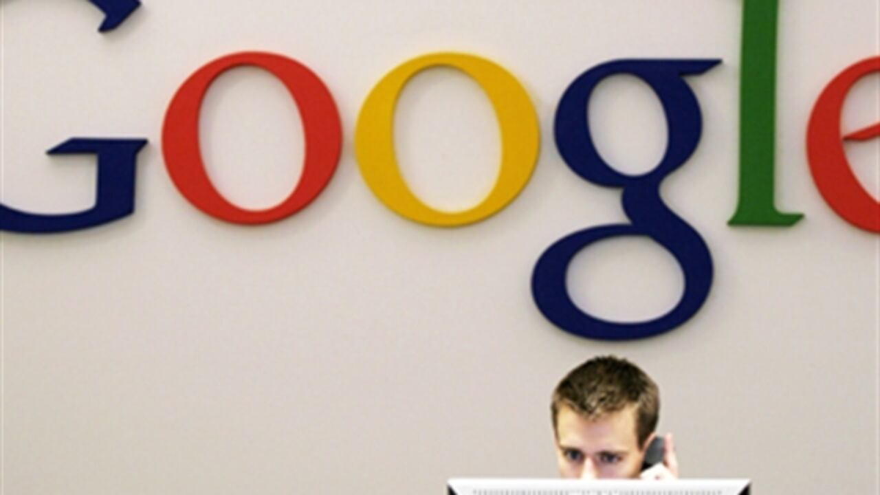 Si piensa buscar sobre un concepto en particular o una empresa, comience con su nombre y añada la ciudad o el país si es necesario.