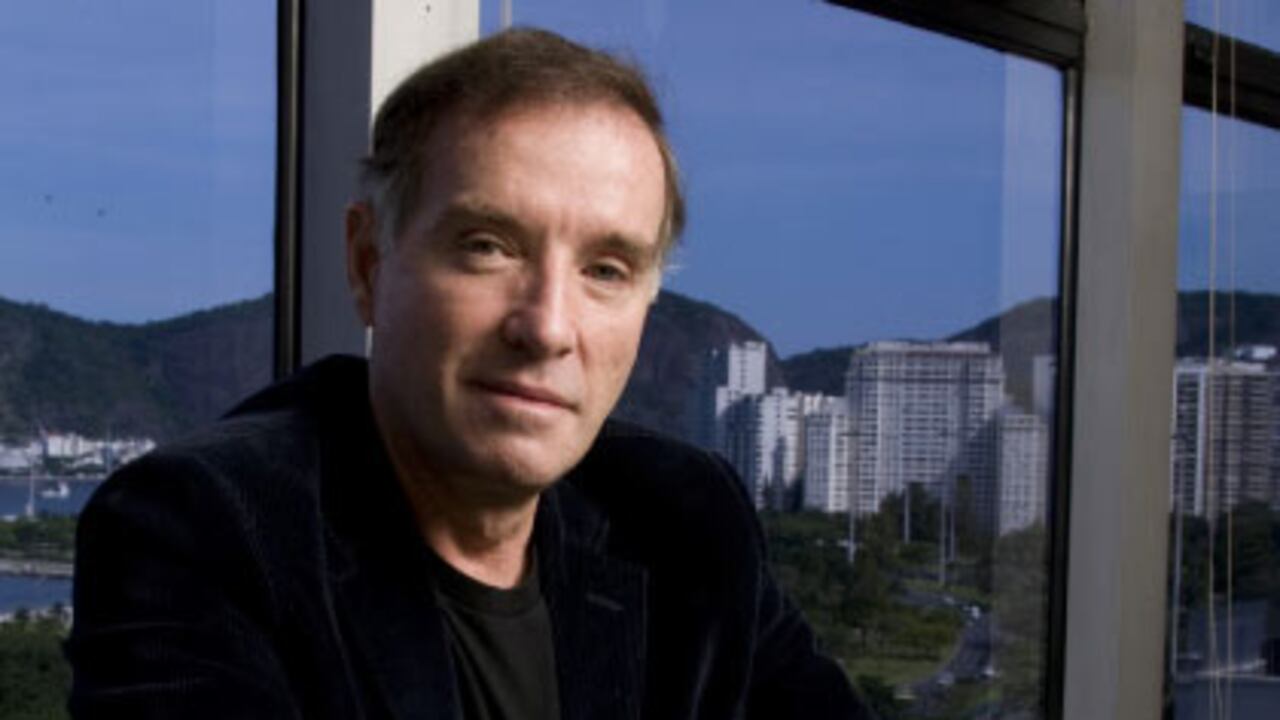 Eike Batista tiene intereses en energía, minería, logística y puertos, petróleo y gas, mercado inmobiliario, hoteles, restaurantes y yates de lujo, entre otros
