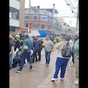 También resultaron heridos dos menores de 17 y 3 años, y una niña de 10, quienes sufrieron lesiones en sus piernas y los trasladaron al Hospital de Meissen.
Foto: X @DiegoAriasF1