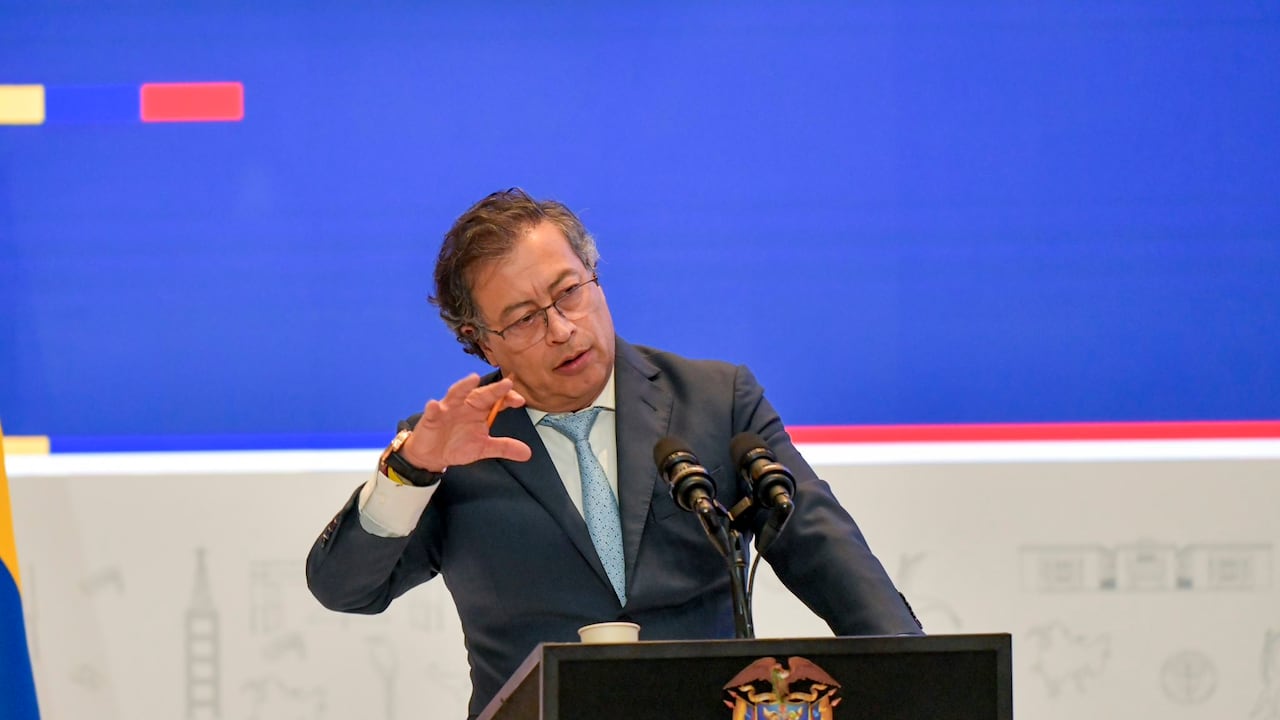 Gustavo Petro en el XIX Conversatorio de la Jurisdicción Constitucional.